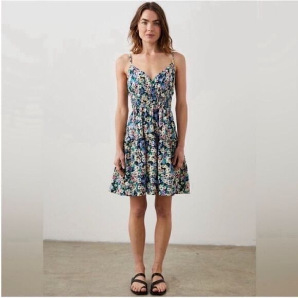 Rails NWT Carmen Wildflower Meadow Floral Dress
Mini Size XS - Picture 3 of 12